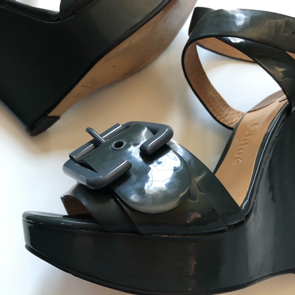 Chloe oversized buckle patent leather wedge 38.5 - Picture 4 of 15